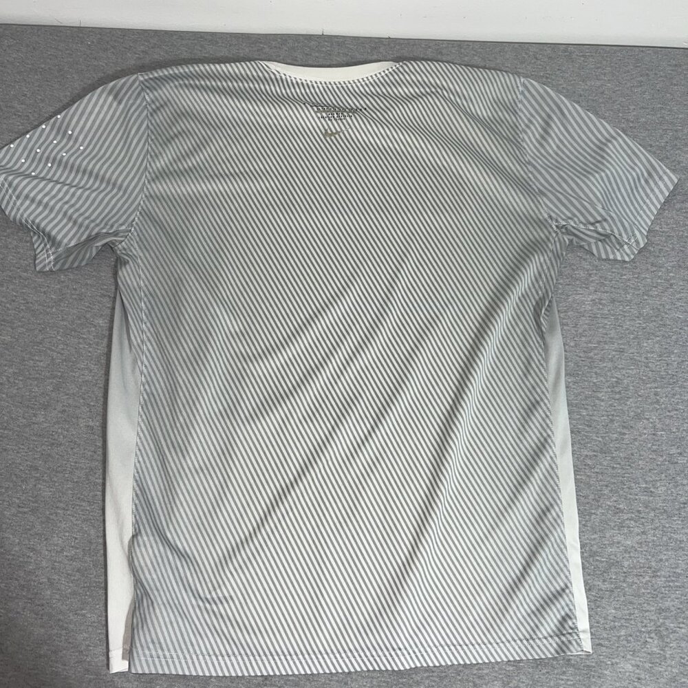 Nike Flyknit Sportswear Ultra Systems Gray Men’s Large Dri Fit - Picture 6 of 7